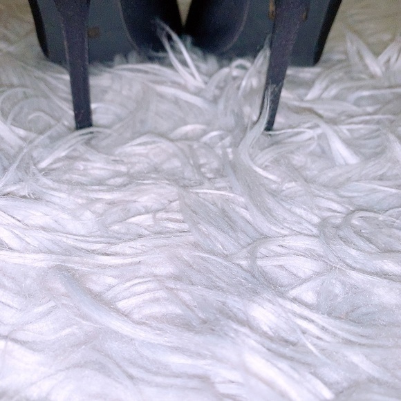 Mules - Picture 4 of 4